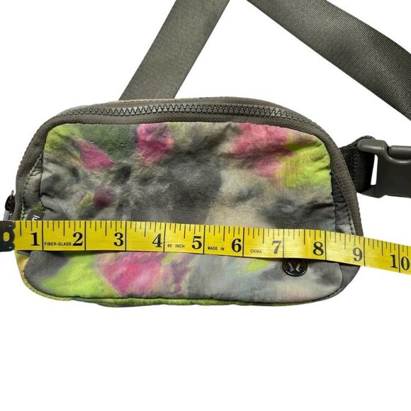 hyper dye lululemon belt bag Lululemon Everywhere Belt Bag Hyper Dye Tie Dye OS